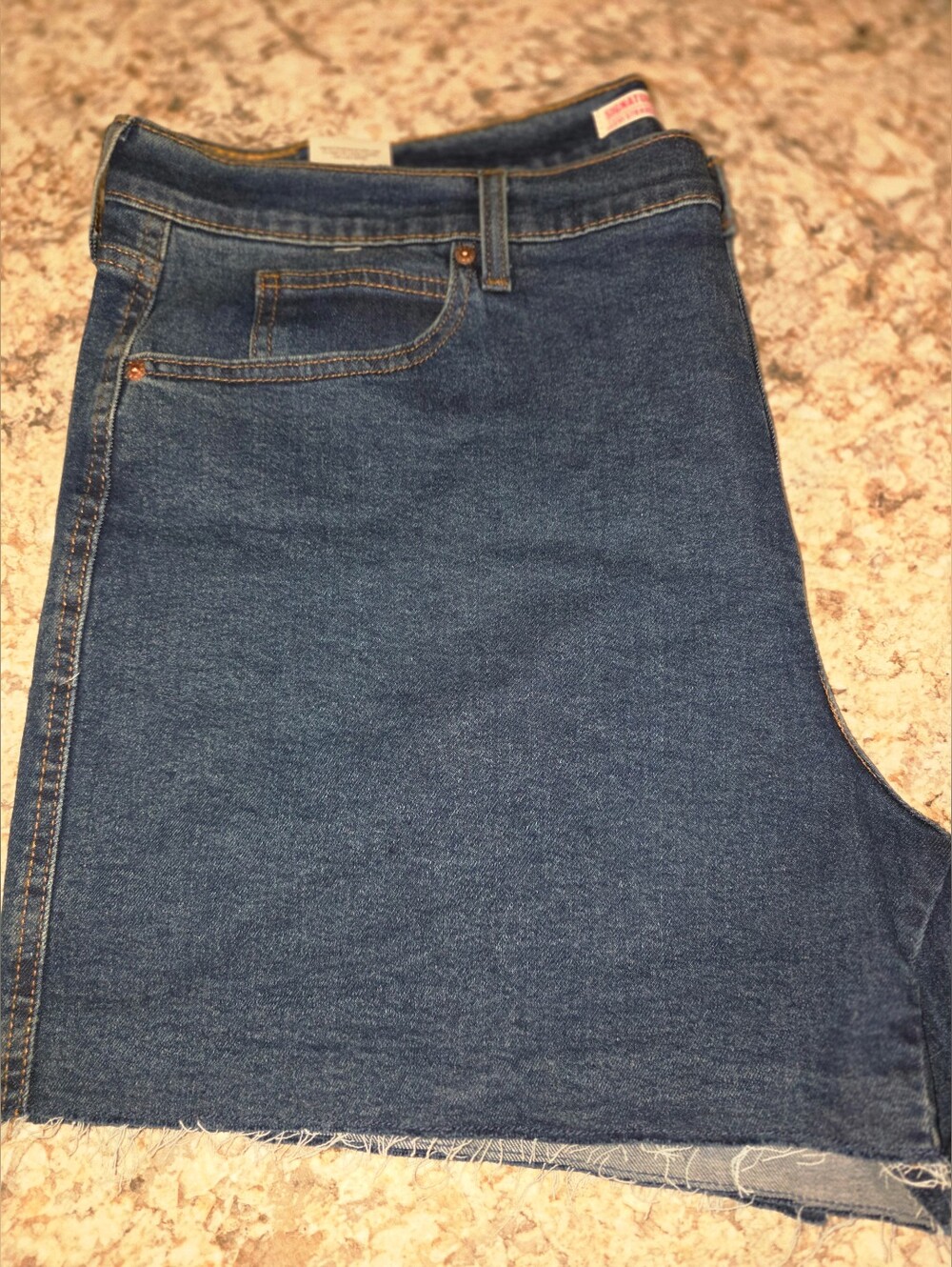 Levi's Classic High Rise Denim Shorts With Stretch Plus 24 NWT
